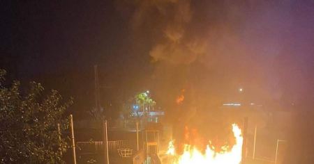 حريق في مبنى كعبية طباش وحديقة عامة في اللد